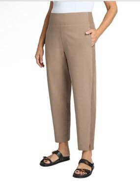 Women’s Kirkland Signature Ankle Pants, size Medium